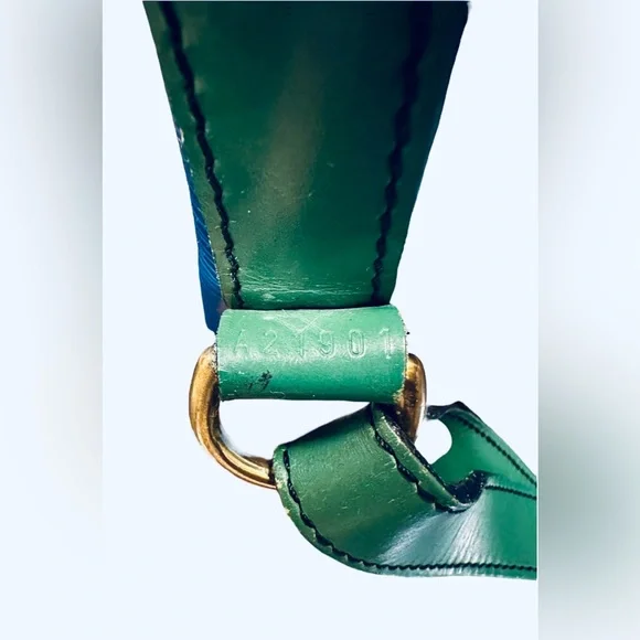 ❌❌SOLD ON FB❌❌🎀Louis Vuitton Noe🎀 - Picture 4 of 14